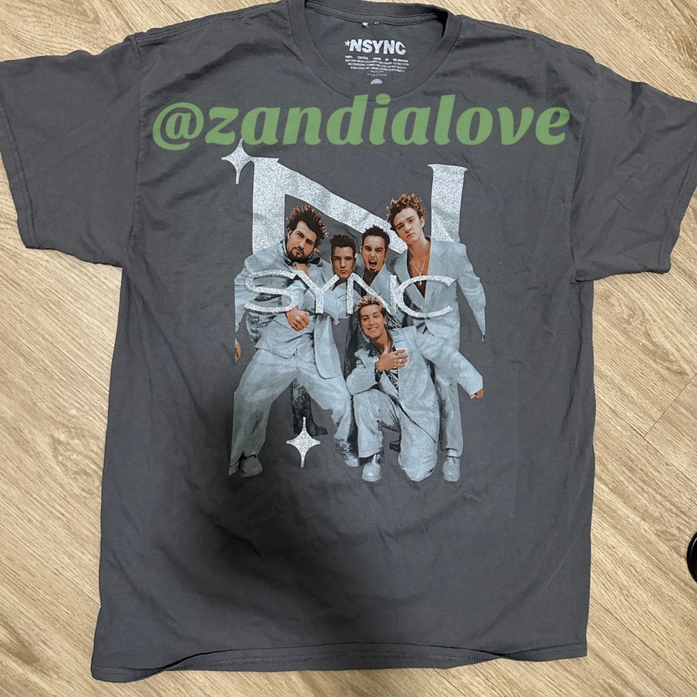 NSYNC band glitter detail women’s tee shirt sz XL NEW